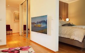 Top Apartments Helsinki - Tilkka